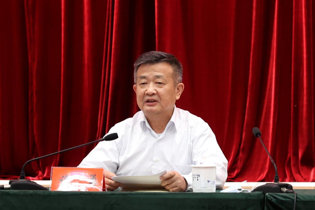 讲春梅故事 学英模精神 育法学新人——bevictor伟德官网与邵阳法院联合开展读书报告会·座谈会